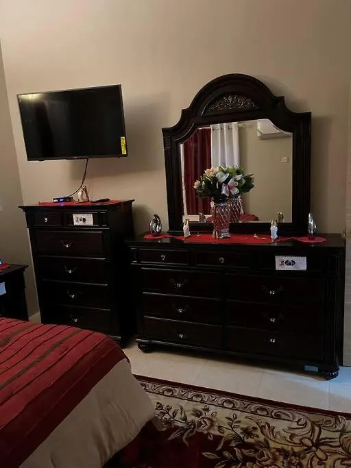 Дом отдыха Cheerful Two-Bedroom 1Bath, Wifi, Air Conditioning. Бухта Монтего